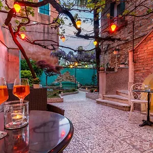 Casa Boccassini Otel Venedik